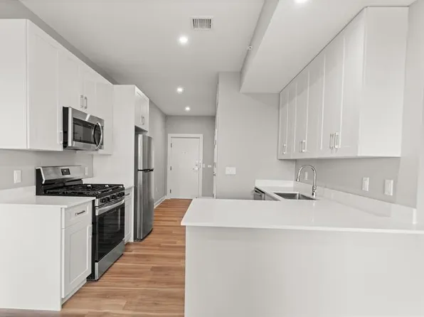 475 Communipaw Avenue image 1 of 33