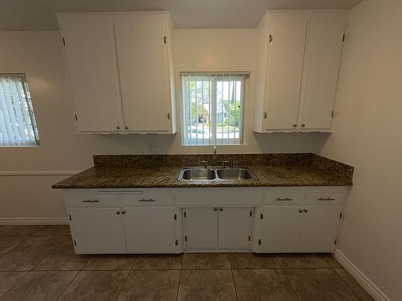 3rd image of 327 N Isabel St APT 1