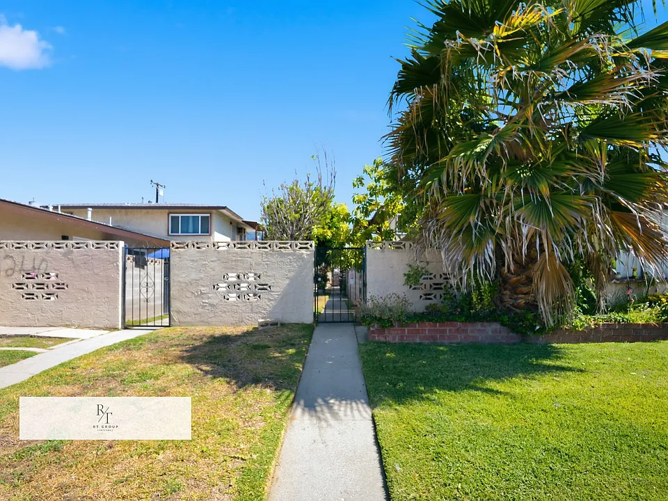 1234 W Rosewood Ct