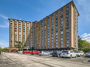 1 Renaissance Pl Unit 816, Palatine, IL 60067