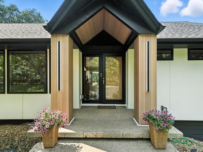 16515 Hilltop Ter, Minnetonka, MN, 55345