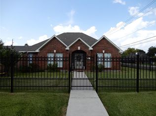 8051 Tavenor Ln, Houston, TX 77075