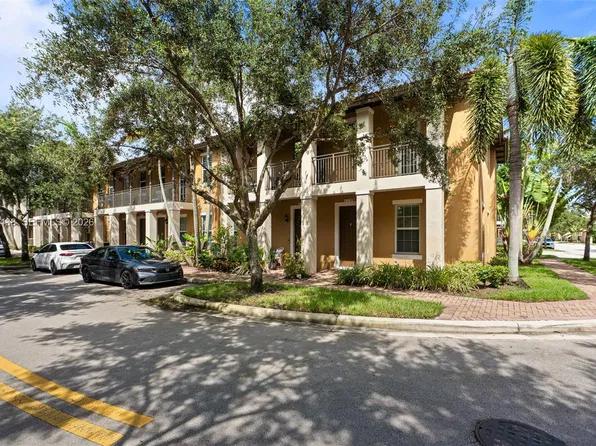 1129 SW 147th Ter, Hollywood, FL 33027
