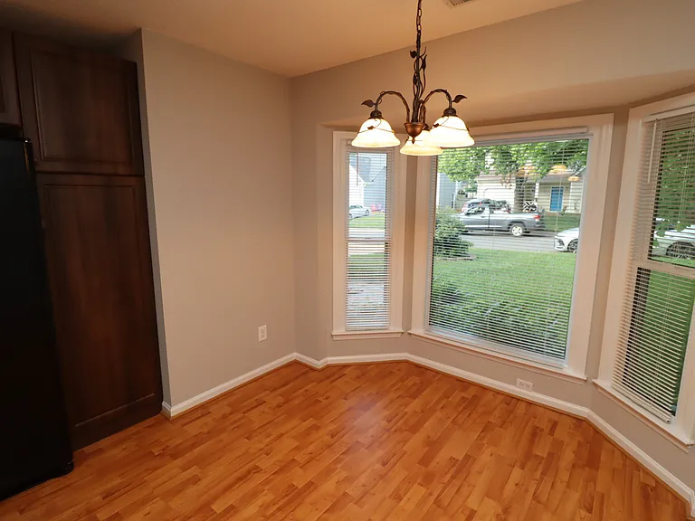 12305 Harcourt Dr — Photo 8