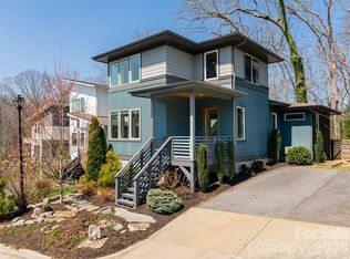27 Mauricet Ln, Asheville, NC 28806