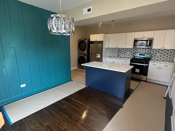 7011 S Prairie Ave #2, Chicago, IL 60637