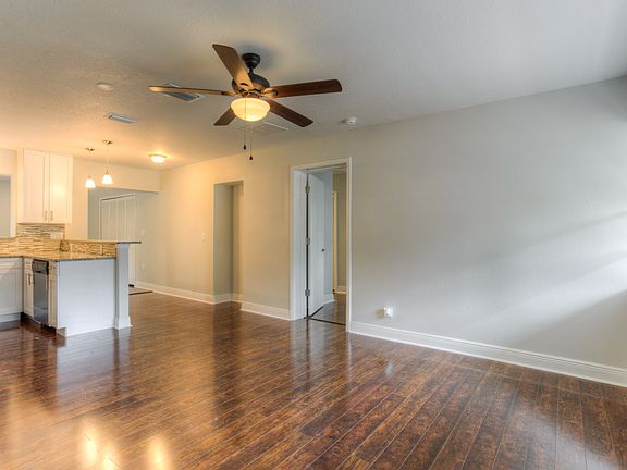 4th image of 4427 W Wyoming Ave