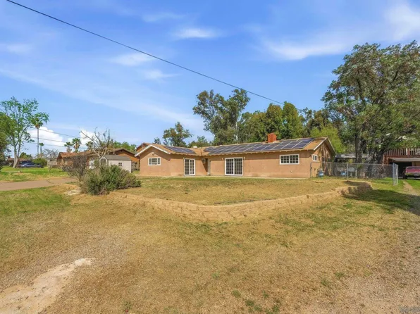 1378 Ramona St, Ramona, CA 92065