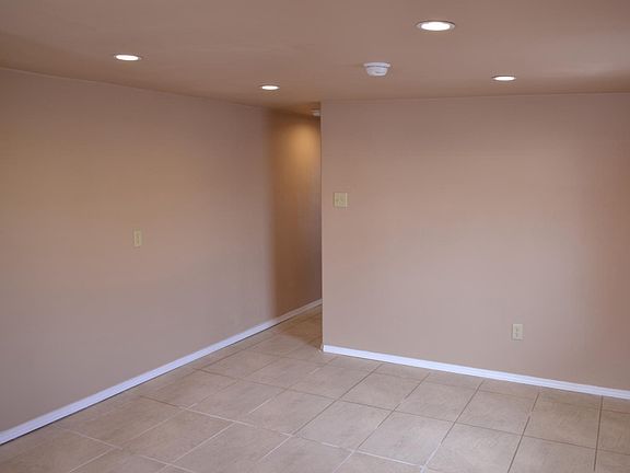 5th image of 1690 Missouri Ave #A