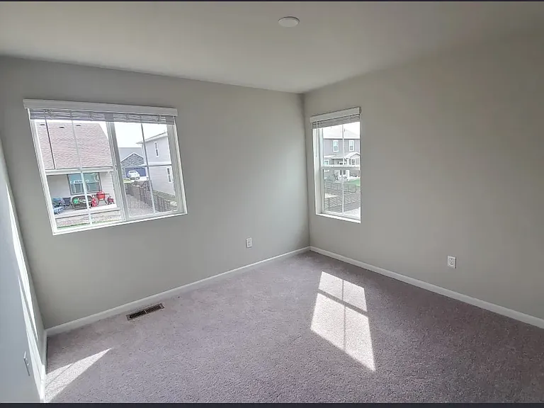 27286 E Bayaud Ave — Photo 23