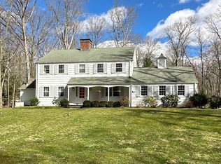 8 Timber Ln, Darien, CT 06820