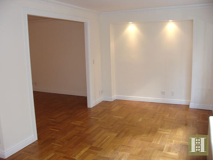 2nd image of 60 W 57th St APT 11K