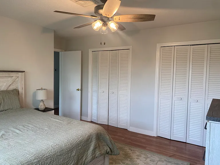 441 SE 1st Ave #2 — Photo 9