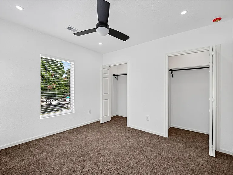 3701 Hutchins St — Photo 31
