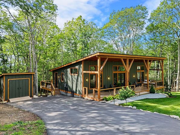 10 Maple Ln