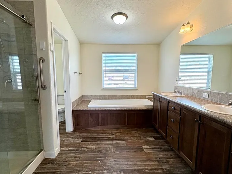 1415 Van Diest Rd — Photo 13