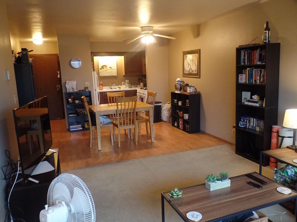 1st image of 2533 N Oakland Ave APT 321