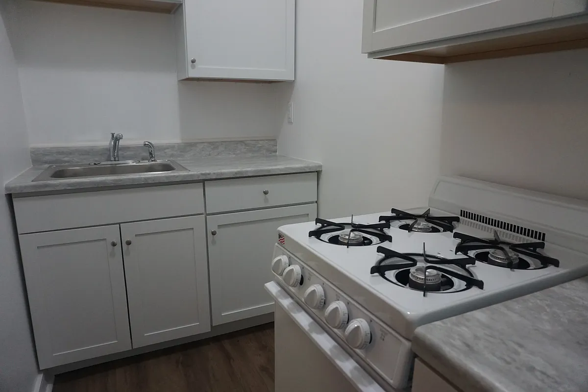 Building Photo - 316 Stuart Ave #6