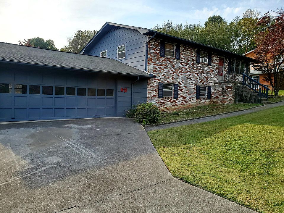 2nd image of 1621 Leconte Rd