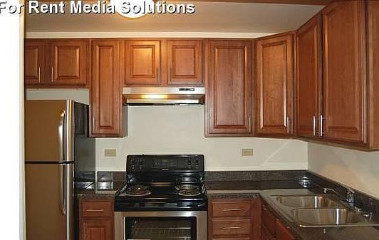 4th image of 10105 Old Orchard Ct APT 2A