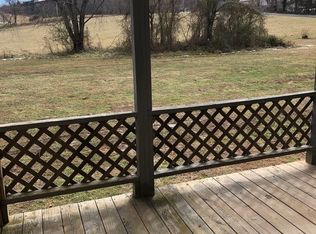 106 Skyline Dr, Elizabethton, TN 37643