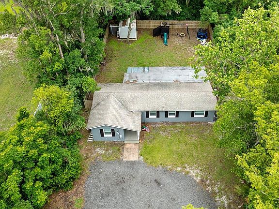 3rd image of 580 LAKEVIEW AVENUE