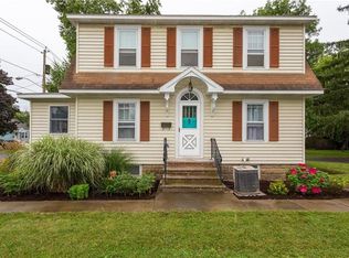 162 Everingham Rd, Syracuse, NY 13205