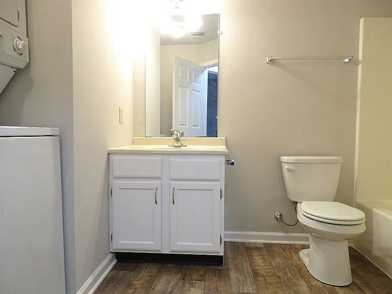 26 Hilldale Dr — Photo 9