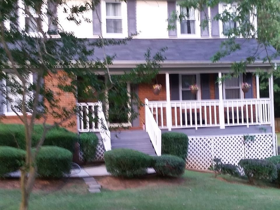 1st image of 410 Honey Creek Ct SE
