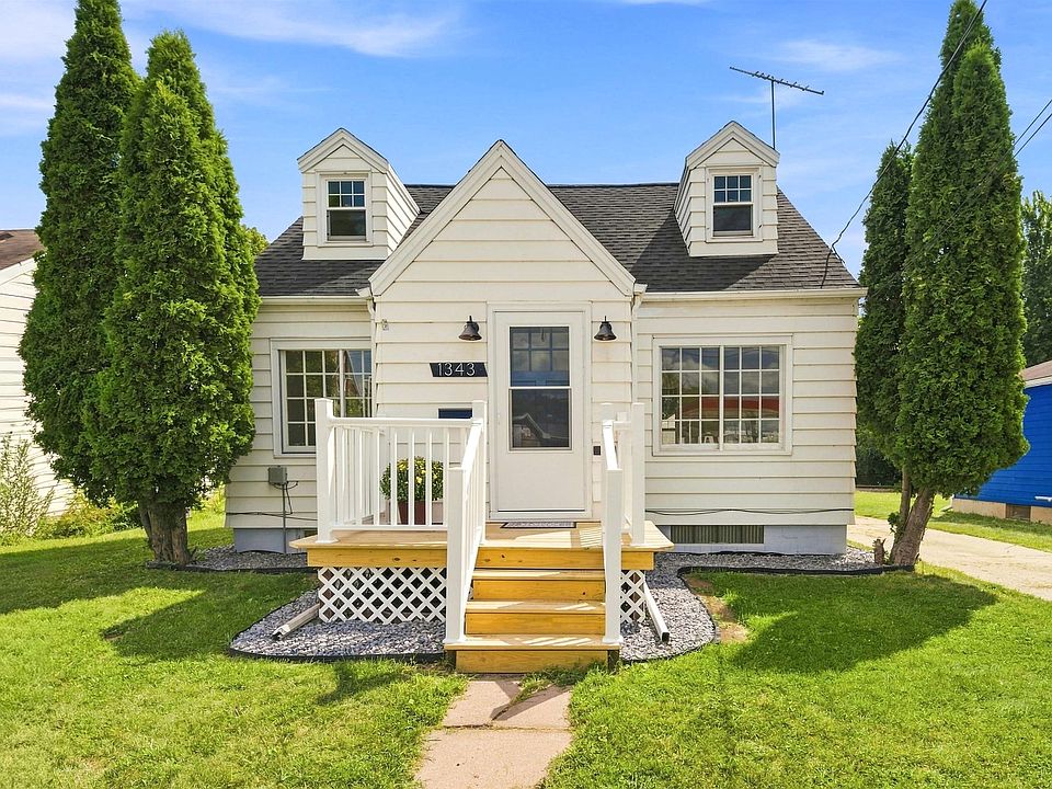 1st image of 1343 W Prospect Ave