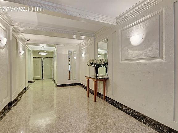 5th image of 123 W 74th St APT 3D