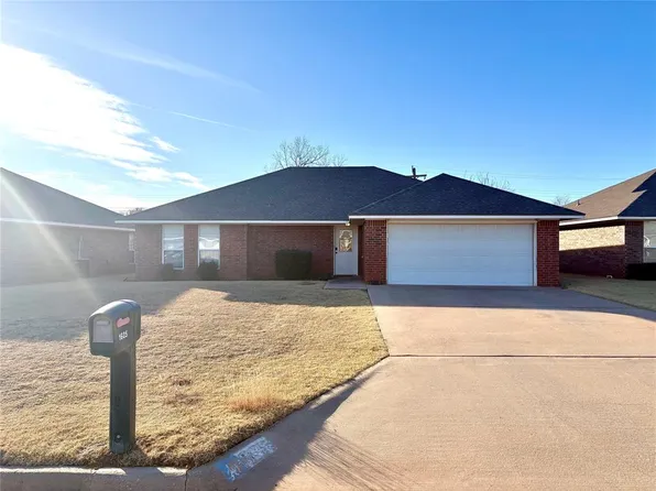 1605 Sommerset Pl, Altus, OK 73521