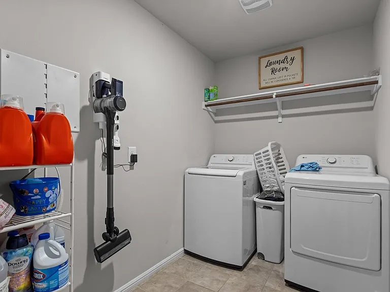 7108 Red Canyon Rd — Photo 12