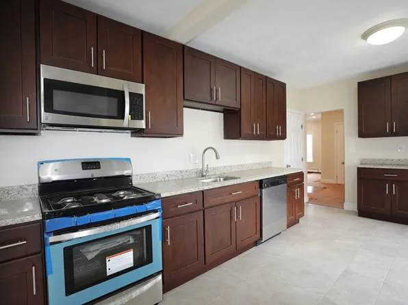 31 Greenwood St #2, Boston, MA 02121