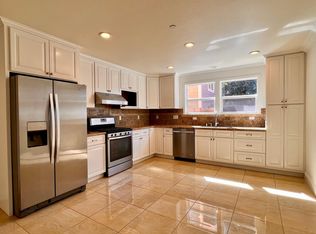 2406 Harrington Ave, Oakland, CA
