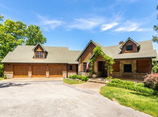 136 Blue Grass Dr, Branson West, MO 65737