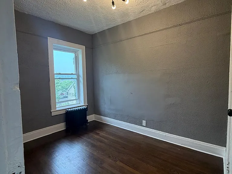 713 Arlington Ave #5A — Photo 4