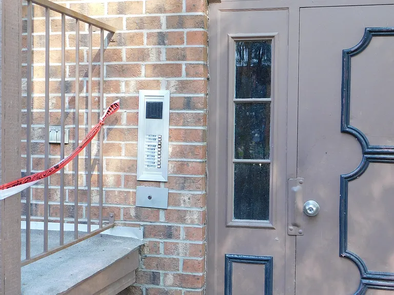 2833 University Ave — Photo 22