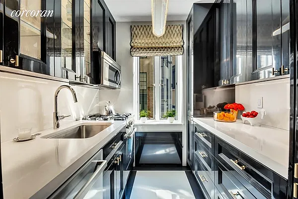 Sold by Corcoran | media 6