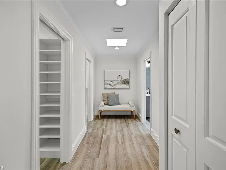 4611 Crayton Rd — Photo 19