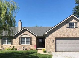 698 N Darlington St, Jamestown, IN 46147