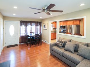 22 Ann St, Freehold, NJ 07728