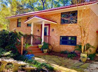 150 Laurel Ave, Fairhope, AL 36532