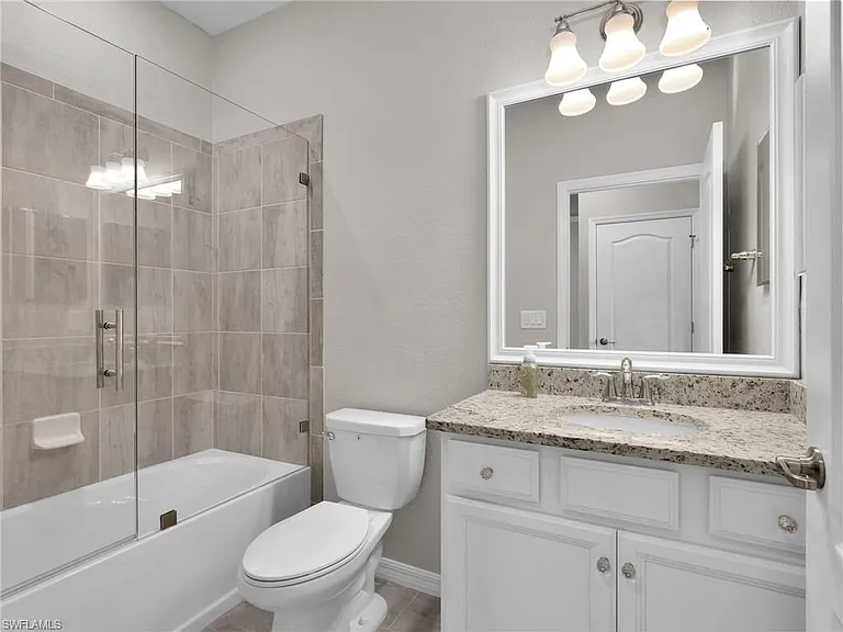 19527 Utopia Ln — Photo 26