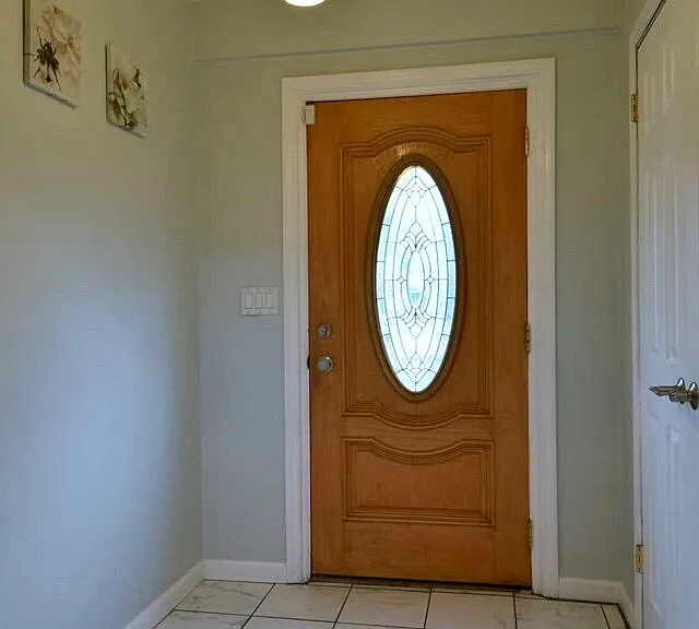 628 River Rd — Photo 1