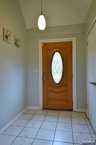 628 River Rd Photo 1