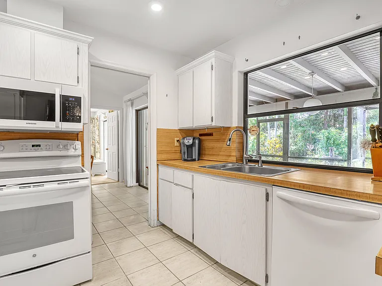 5548 Shirley Dr — Photo 14