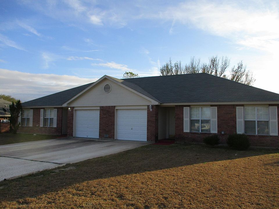 1st image of 170 Armadillo Ln