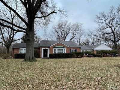2 Wyndtop Ln, Saint Louis, MO, 63141