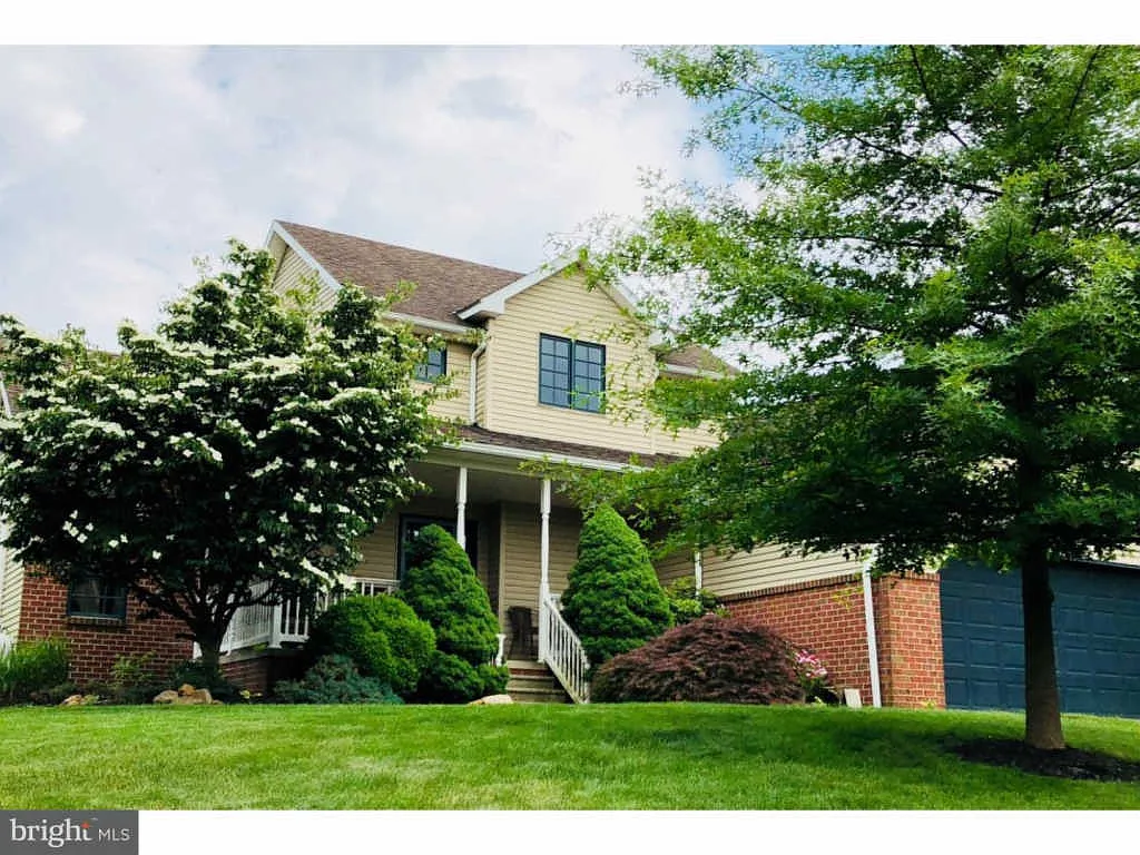 27 N Herbein Dr photo 1